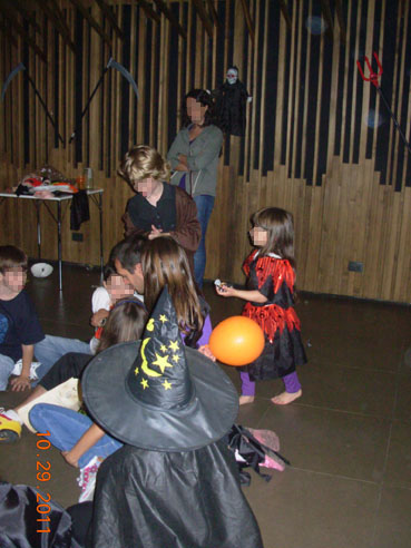 Festeja estillo Halloween con Play Max