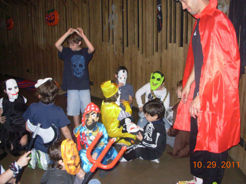 Festeja estillo Halloween con Play Max