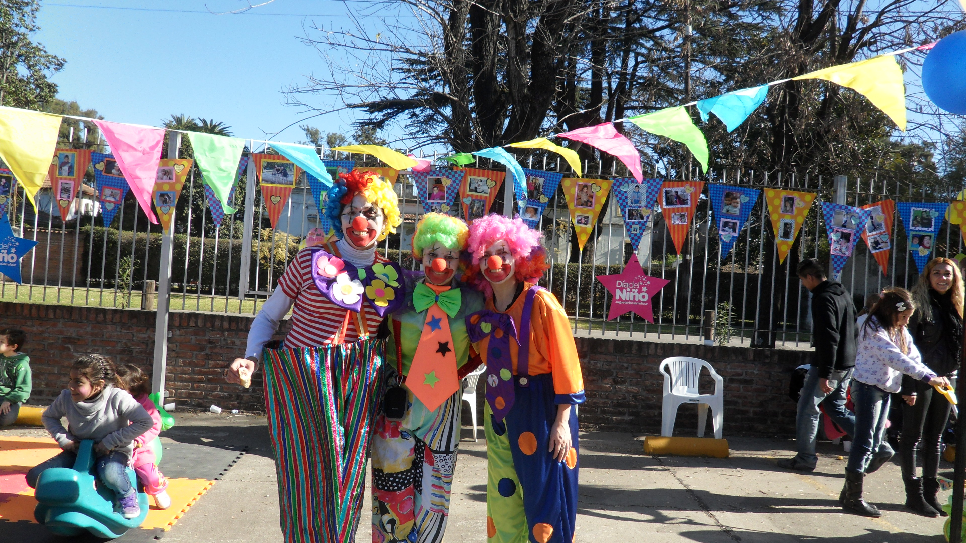 Juevos para Evento Día del niño en Carrefour