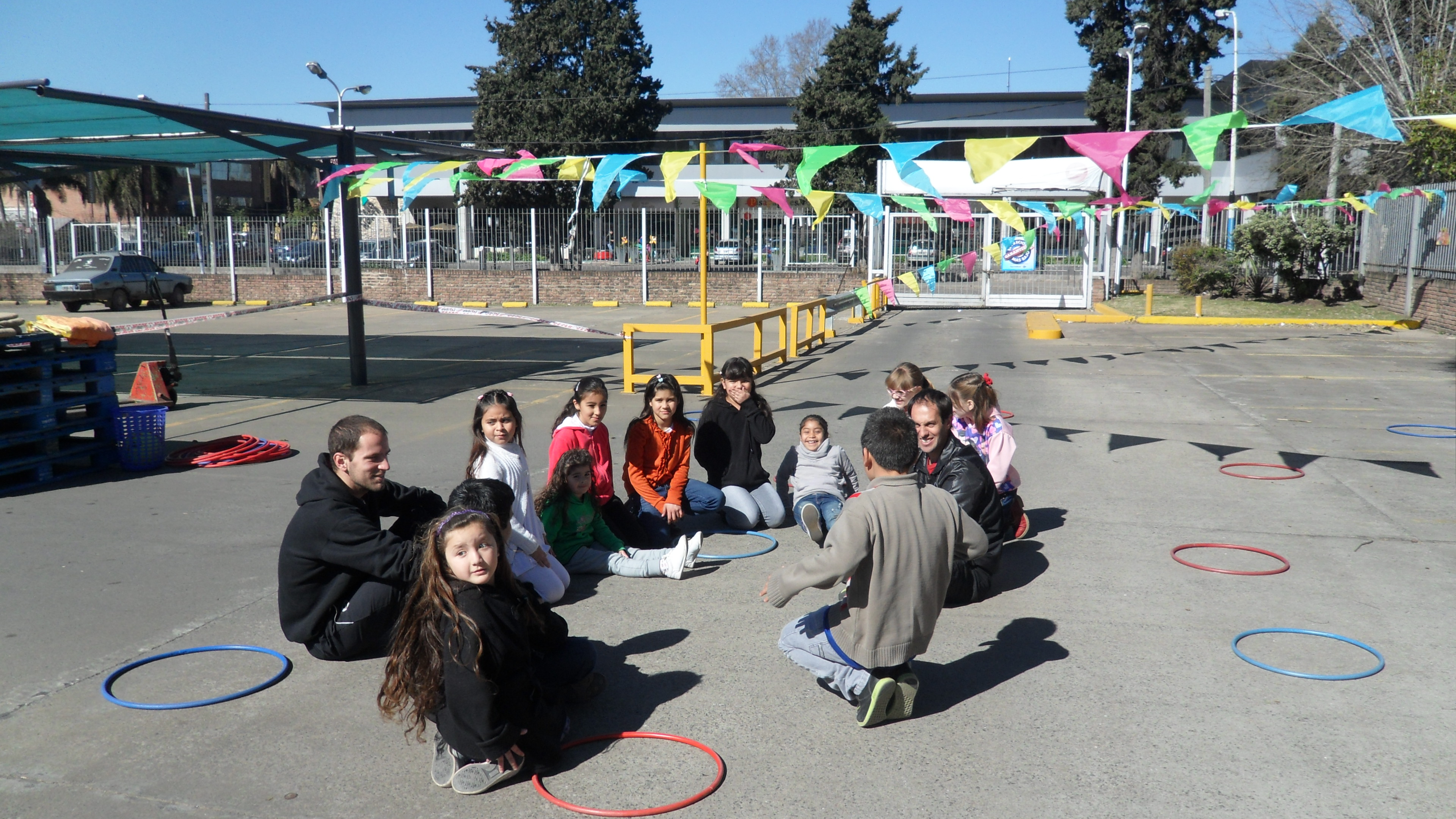 Juevos para Evento Día del niño en Carrefour